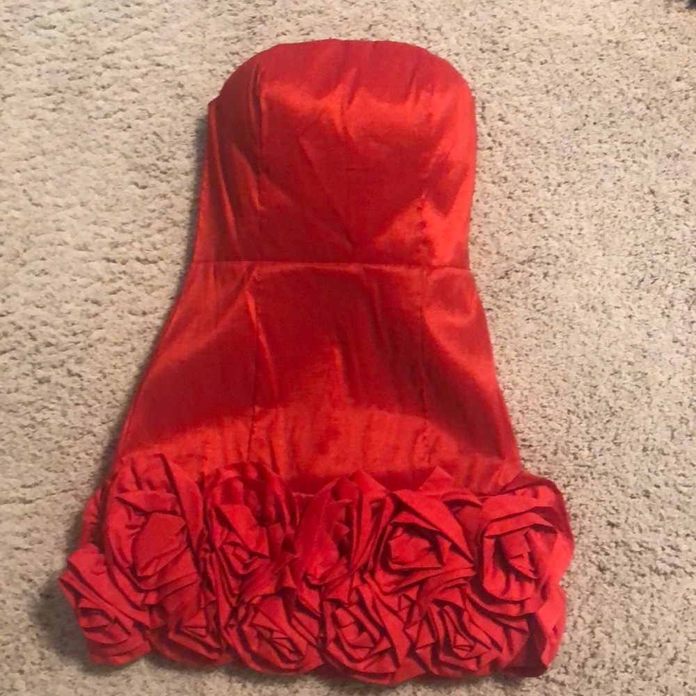 Red Next Generation strapless dress